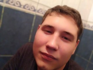 I Am A Brunette, People Call Me Moneylong-666