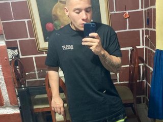 My BongaCams Model Name Is DerekFranco! My Age Is 26 Years Old! I Am A Brunette
