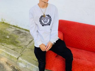 My Model Name Is Mykel-sk, I Am A Blonde