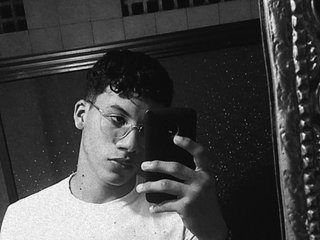I'm 21 Yrs Old, My BongaCams Model Name Is Papoh