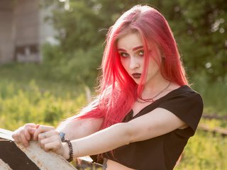I'm 20, People Call Me Kriiistal, I Am A Blonde