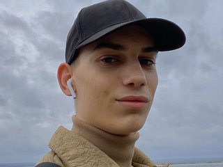 My BongaCams Name Is Kirill01011! I'm 19 Years Old! I Am A Brunette