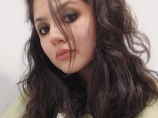 My Age Is 23 Yrs Old! A Cam Hot Bimbo Is What I Am, Paris Is Where I Come From