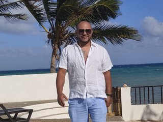 At BongaCams I'm Named Carlos-rios And I Come From Antioquia
