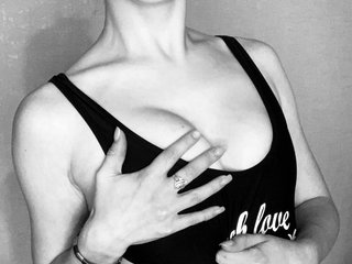 I'm A Live Webcam Irresistible Woman, My Age Is 23 Yrs Old And I Am A Blonde