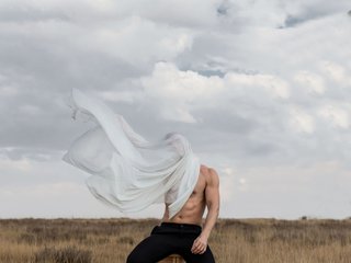 I'm 40 Years Old And At BongaCams I'm Named Badboys372