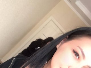 21 Is My Age! A Live Webcam Lovable Lady Is What I Am! I Am A Brunette