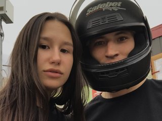 We Are Brunette And We Are A Live Cam Gorgeous Couple! We Are 25 Years Of Age