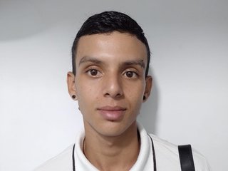 I Am A Brunette And My Age Is 20 Yrs Old And At BongaCams People Call Me Bebelindo74