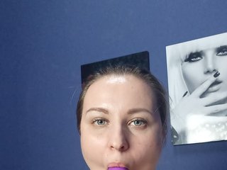 I'm 32 Years Of Age, My Model Name Is XHugeTitsAS And I Am A Blonde