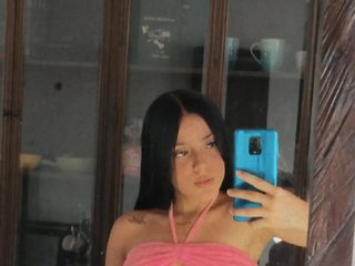 I Am Named Majo-Cutee! I'm 18 Years Of Age And I Am A Brunette