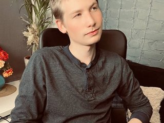 I Am A Blonde, At BongaCams People Call Me Nik-Love-Niki