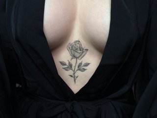 I'm A Cam Charming Lady! My Age Is 22 Yrs Old