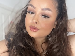 I Come From London! My Age Is 23 Years Old, I Am A Brunette