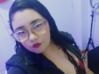 I Am A Brunette And I Am Named KeythMarthis! I'm 19 Yrs Old