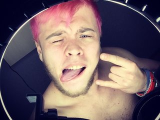 My Model Name Is Semylook, 28 Is My Age