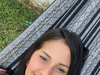 A Live Cam Sexy Lady Is What I Am! 31 Is My Age