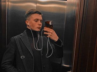 My BongaCams Model Name Is Xamoof! I'm 20 Years Of Age