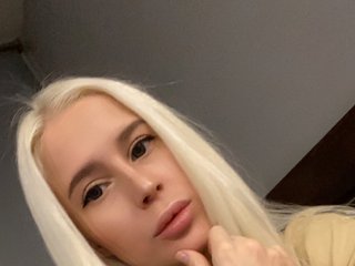 I Am A Blonde! At BongaCams People Call Me MiniPrincess
