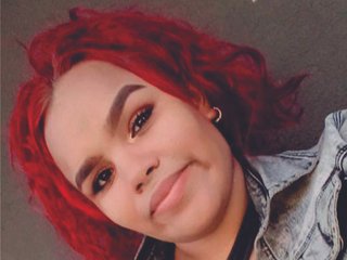 A Live Cam Delicious Chick Is What I Am, I Am A Redhead