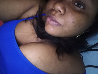 I'm A Camwhoring Seductive Lady! My Age Is 19 Yrs Old