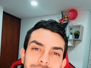 At BongaCams People Call Me Migue32