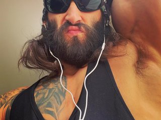 I Am A Brunette! I Am From Hell, My Age Is 32 Yrs Old