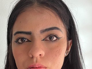 I Am A Brunette, I'm 20 Years Old And I'm A Camming Eye-catching Lady