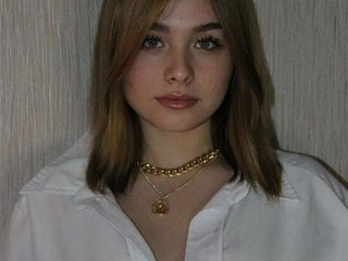 I Am A Blonde! My BongaCams Model Name Is LolaBellee! I'm A Sex Webcam Provocative Bimbo