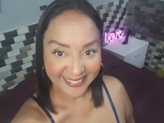 I Am A Brunette! I Come From Bogota, People Call Me Sexy-aprilxxx