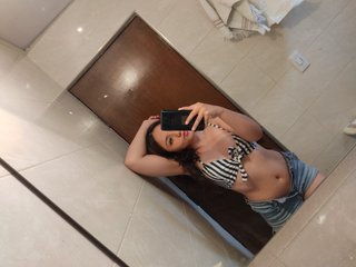 I'm 20! At BongaCams People Call Me Madisonn3, A Sex Cam Seductive Chick Is What I Am