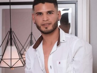 I Am A Brunette! My BongaCams Model Name Is AnderKing