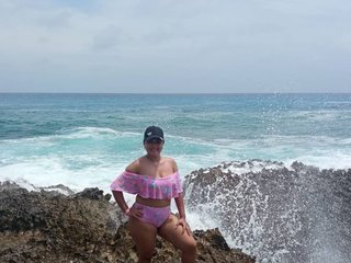 I'm 22 And I Am A Brunette, A Sex Webcam Good-looking Sweet Thing Is What I Am