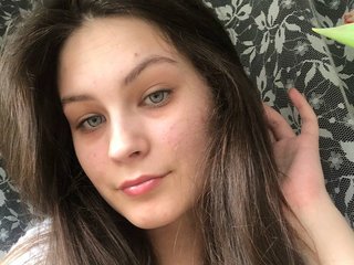 I'm 18 Yrs Old! A Live Cam Sexy Gal Is What I Am