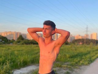My Age Is 21 Years Old, I Am A Brunette And I Come From Los Angeles