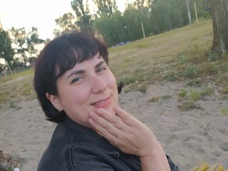 I Am Named ElegantLady36 And I Am A Brunette! I'm A Live Webcam Lovable Bimbo