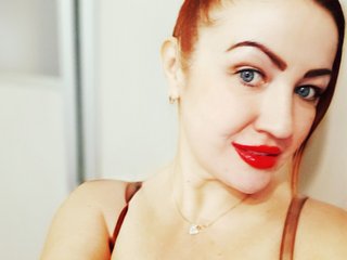 A Live Webcam Pleasing Girl Is What I Am! My Age Is 44 Years Old! I Am A Redhead