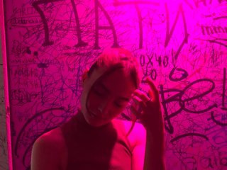 20 Is My Age! I'm A Live Chat Delightful Hottie And My Model Name Is AvsyankaZ