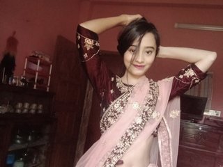 At BongaCams People Call Me Hotjahan, My Age Is 20 Years Old! I'm A Camming Beautiful Gal