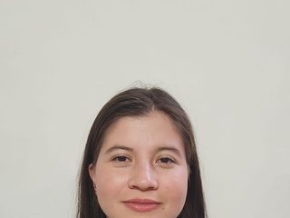 A Camming Sexy Honey Is What I Am! I Am A Brunette! My Age Is 23 Years Old