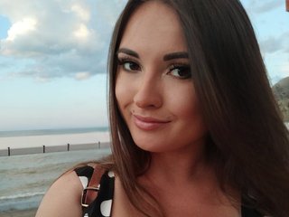 I Am A Brunette! My Name Is -Markiza