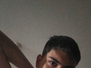 At BongaCams People Call Me Richardbottom