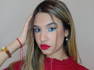 A Live Chat Sensual Gal Is What I Am! I'm 18 Years Old, I Am A Blonde