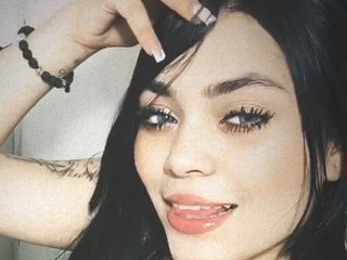 A Sex Webcam Sensual Bimbo Is What I Am! My Name Is Clhoe-Doll! I Am A Brunette