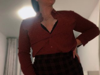 I Am A Brunette, A Live Cam Charming Woman Is What I Am