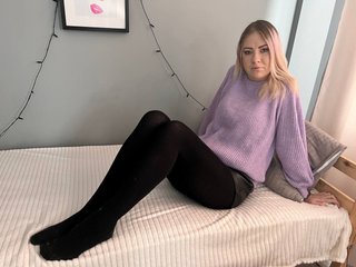 I'm 25 And I'm A Cam Gorgeous Hottie! I Am A Blonde