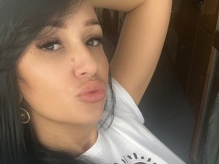 I'm 29 Yrs Old And A Sex Cam Pretty Lady Is What I Am And I Am A Brunette