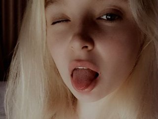 I Am Named JonessJess, A Cam Pretty Lady Is What I Am And My Age Is 22 Years Old