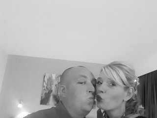 We Come From London, A Webcam Graceful Duo Is What We Are And We Are Blonde