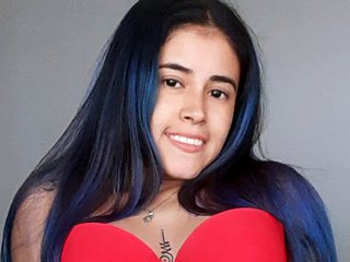 My BongaCams Name Is ChickyDF And I'm A Live Chat Eye-catching Bimbo! I Am A Blonde